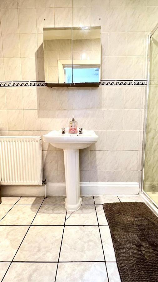 Aldgate Rooms لندن المظهر الخارجي الصورة